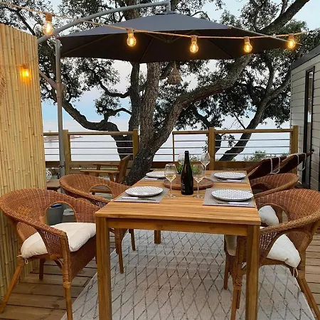 Кемпинг L'arbre Perche Сен-Рафаэль