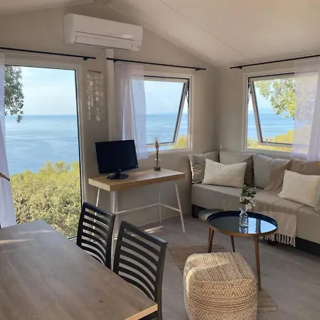 L'arbre Perche Κάμπινγκ